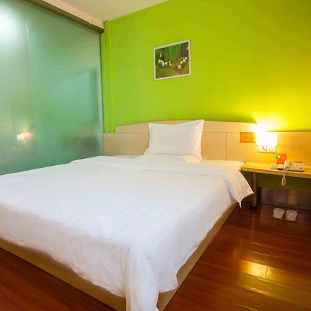7Days Inn Lingshui Beidou Road Bilik gambar